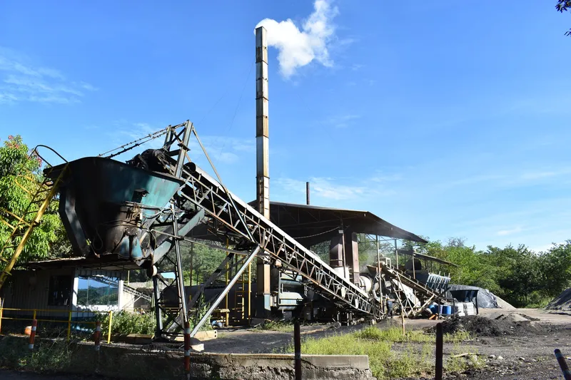 Planta propia de producción de mezclas asfálticas